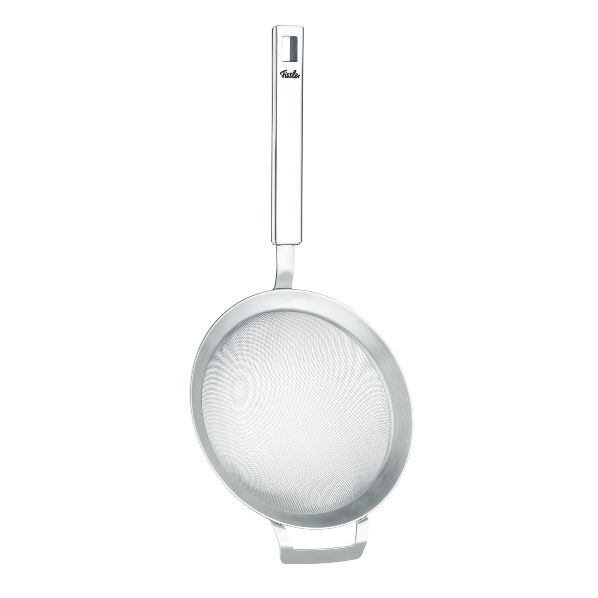 Das Fissler Original-Profi Collection® 16 cm Edelstahl-Sieb mit feinem Geflecht, langem Griff und Standfuß auf Weiß.