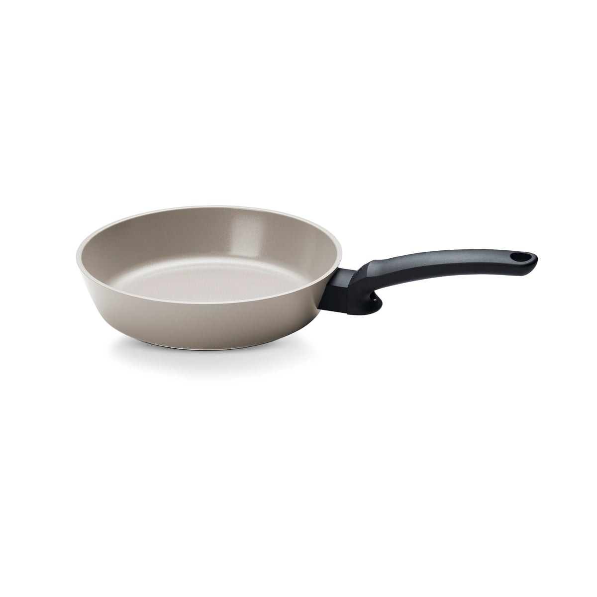 Beige Fissler Ceratal® Evo Comfort pan set (24 cm & 28 cm), ceramic-coated, black handles, on white. Precision-made in Germany.