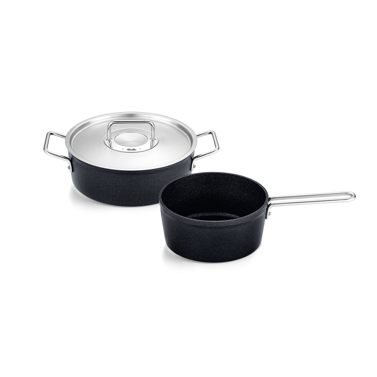 Fissler Adamant® 2-teiliges Set: schwarze Stielkasserolle und Topf mit seitlichen Griffen, Deckel aus Edelstahl, dauerhaft antihaftbeschichtet. Hergestellt in Deutschland.