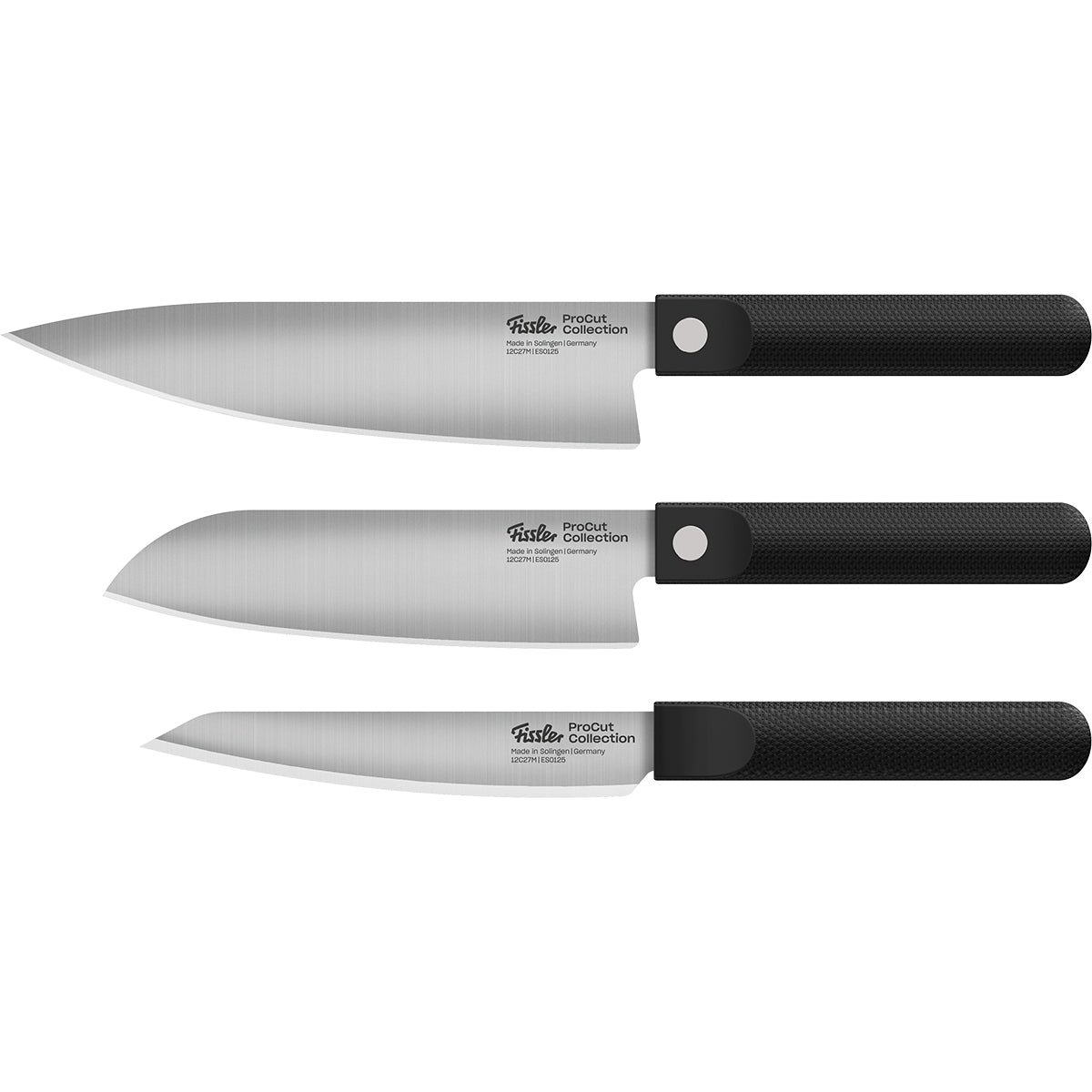 Drei Fissler ProCut-Messer mit ergonomischen Griffen und präzisionsgeschmiedeten Klingen, die das Fissler-Logo und modernes deutsches Design präsentieren.