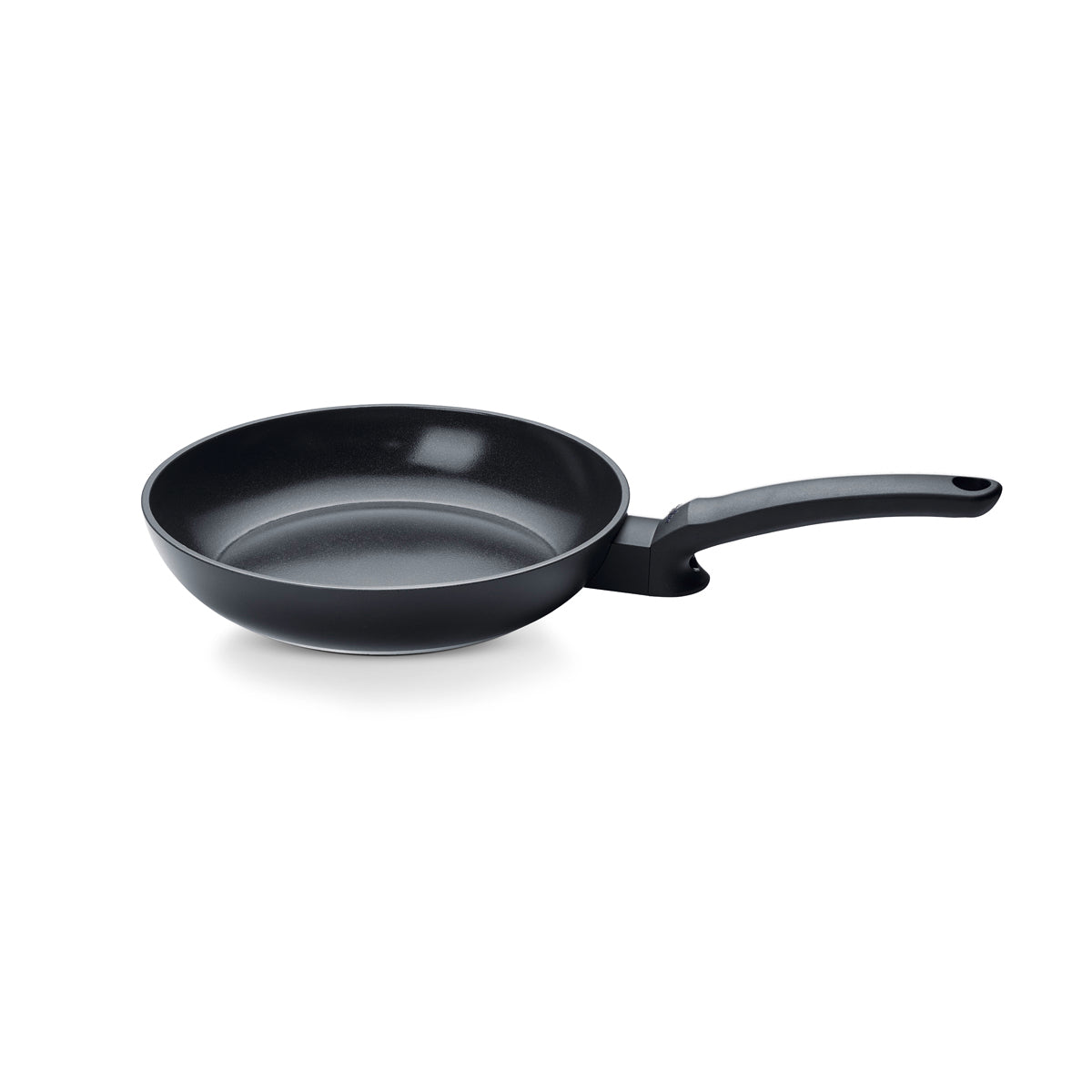 Fissler Ceratal® Evo Classic Frying Pan Set: 2 black ceramic pans with Non-Stick Coating (24/28 cm), ergonomic handles, timeless German design.