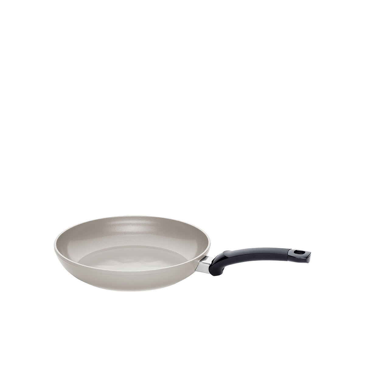 Fissler Ceratal® Classic Frying Pan: silver, PTFE-free Ceramic Coating, black ergonomic handle - for lasting quality "Made in Germany".