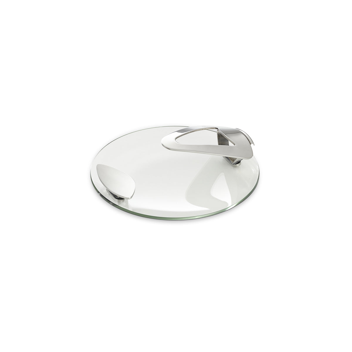Der Fissler Solea®-Glasdeckel (18 cm) mit schlankem Metallgriff und Dampfabzug präsentiert deutsche Ingenieurskunst auf weißem Hintergrund.