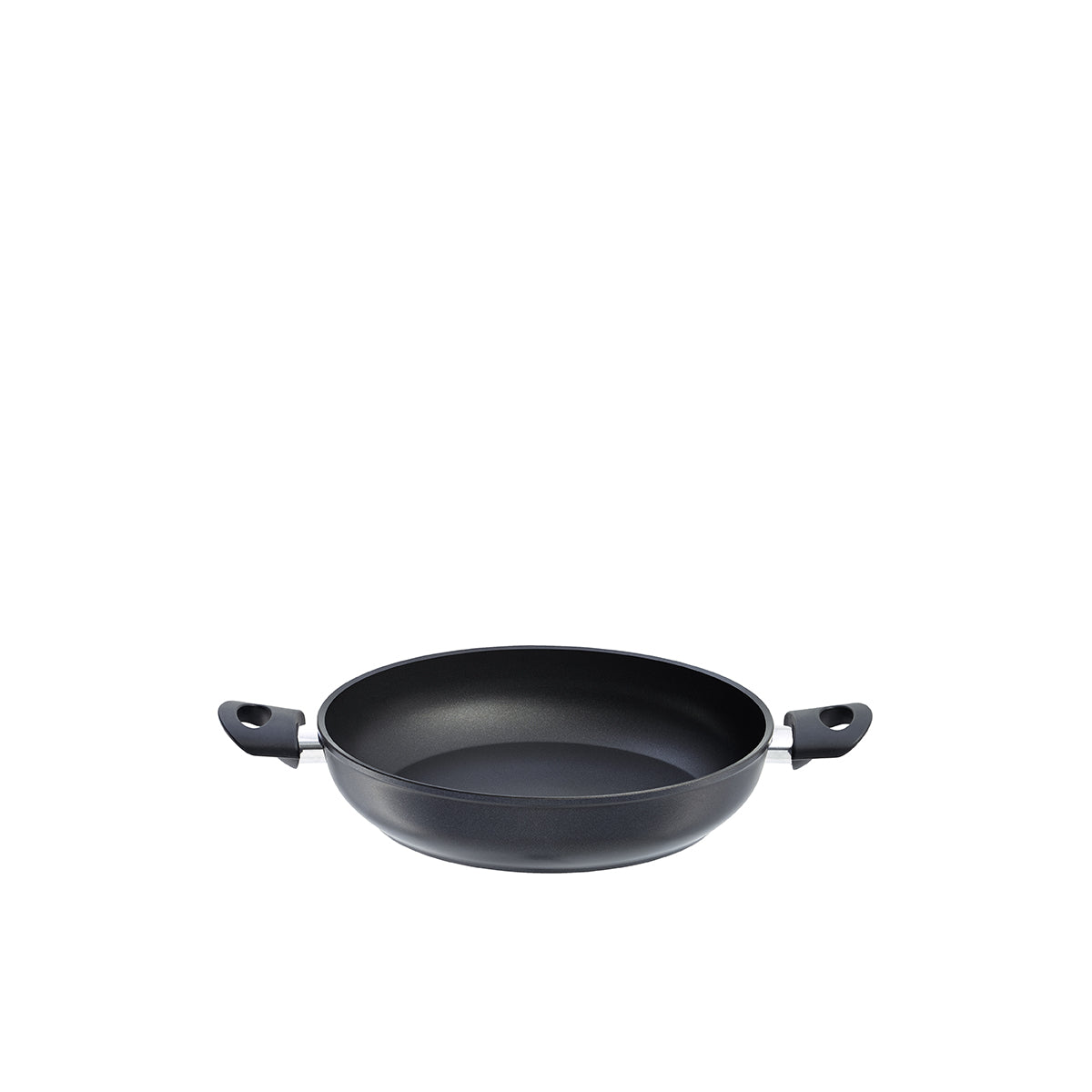 Cenit® Servierpfanne Induktion 28 cm, schwarz, antihaft, mit zwei Griffen - langlebige Fissler Qualität vor weißem Hintergrund.