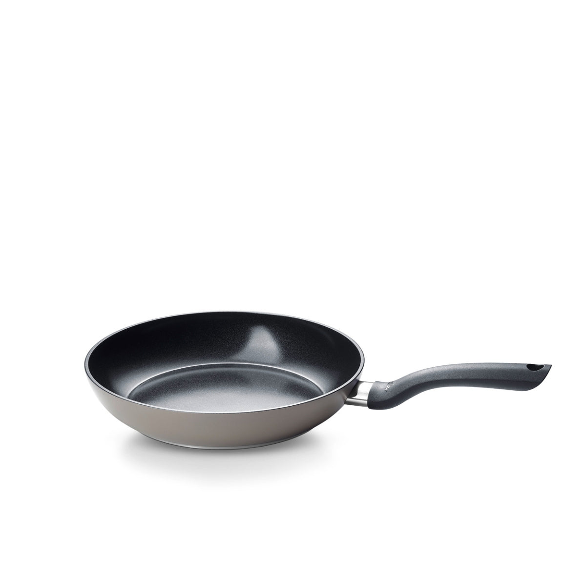 Fissler Essential® Non-Stick Frying Pan, PFAS/PTFE-free, slim black design with curved handle. Quality "Made in Germany".