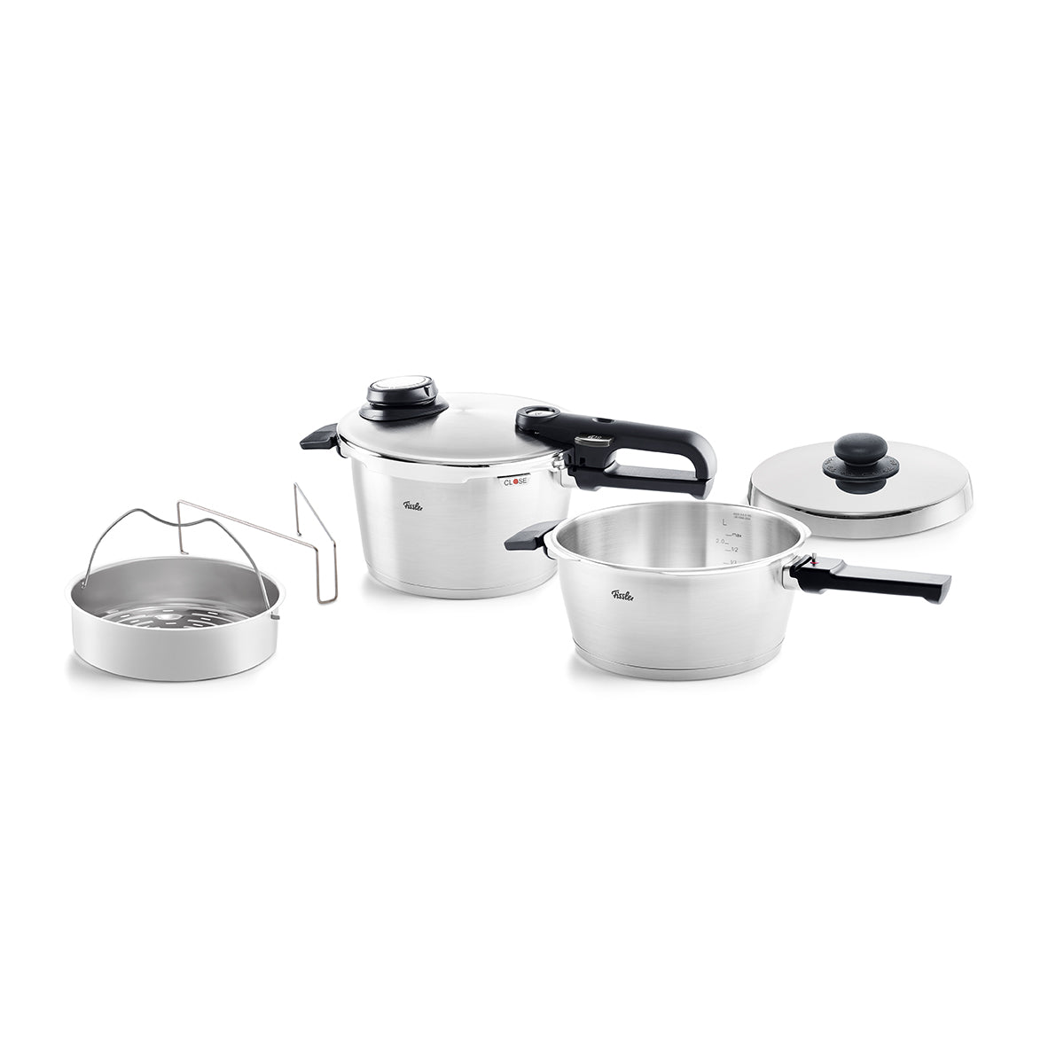 Das 3-teilige Fissler Vitavit® Premium Schnellkochtopf-Set - 3,5 & 4,5 l, Metalldeckel, Dampfgarer - wird in Deutschland auf weißem Hintergrund hergestellt.