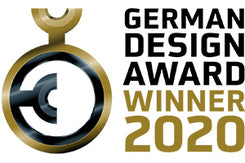 Die Plakette "German Design Award Winner 2020" symbolisiert die Präzision, Innovation und Exzellenz von Fissler Kochgeschirr aus deutscher Produktion.