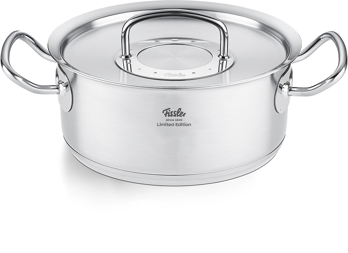 Fissler Original-Profi Collection® Retro 5-piece stainless steel Cookware Set with lids and side handles, precision-made in Germany.