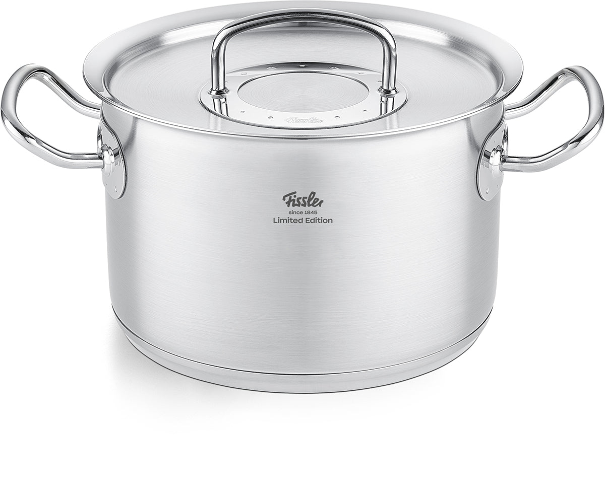 Fissler Original-Profi Collection® Retro 5-piece stainless steel Cookware Set, Ltd. Ed., precision-made in Germany, shown on a white background.