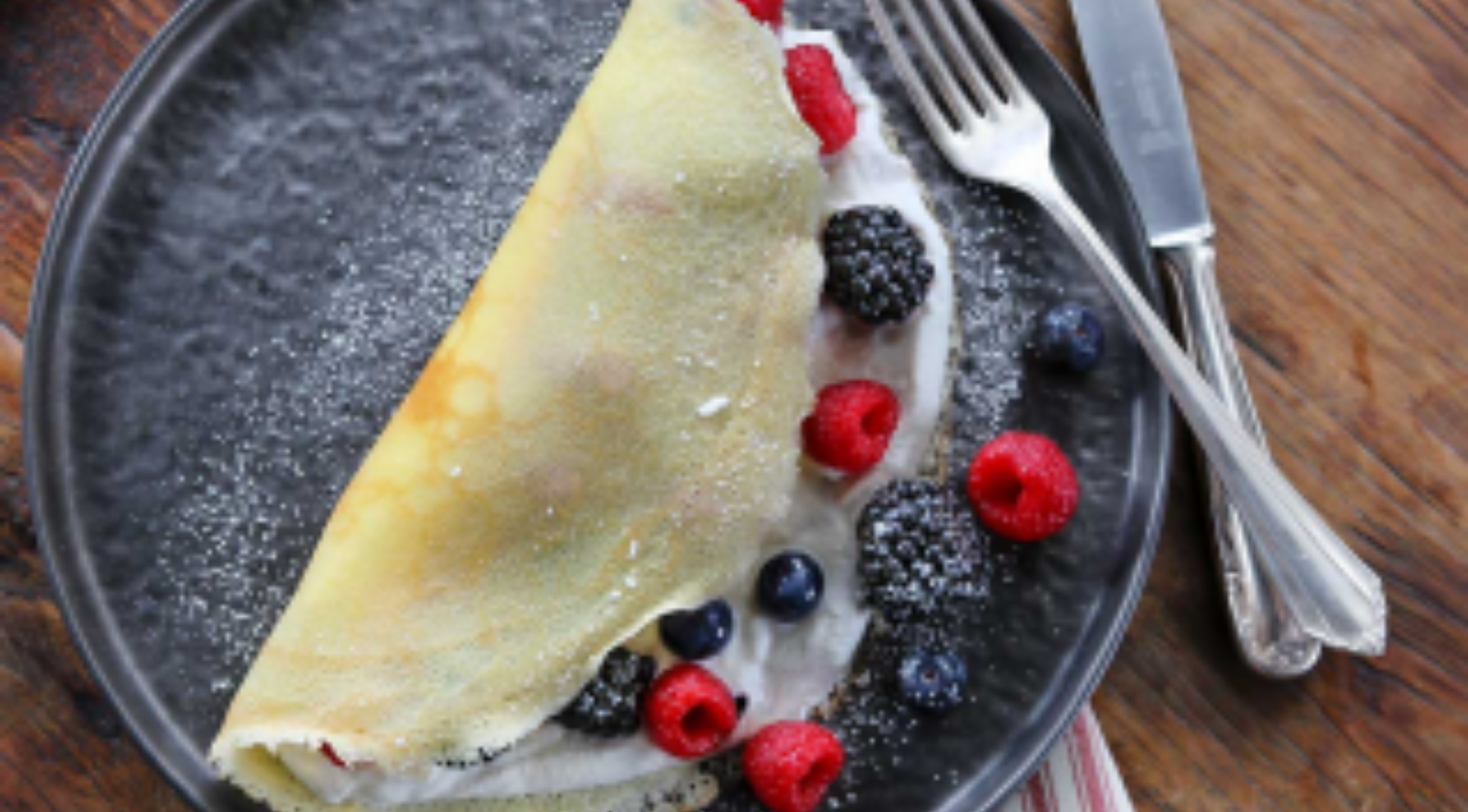crepes-mit-ricotta-beerenfuellung