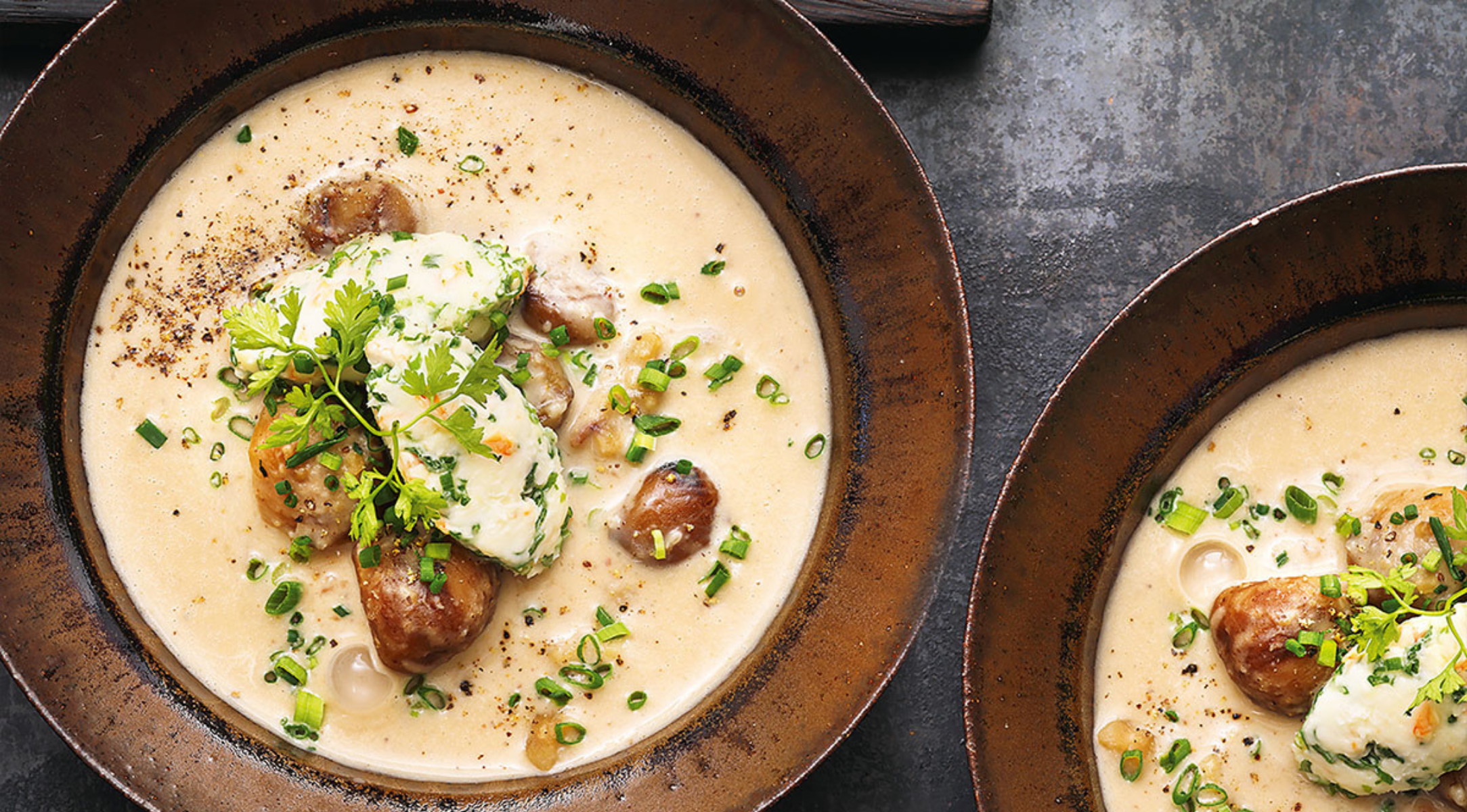 maronensuppe-mit-camembert-nocken