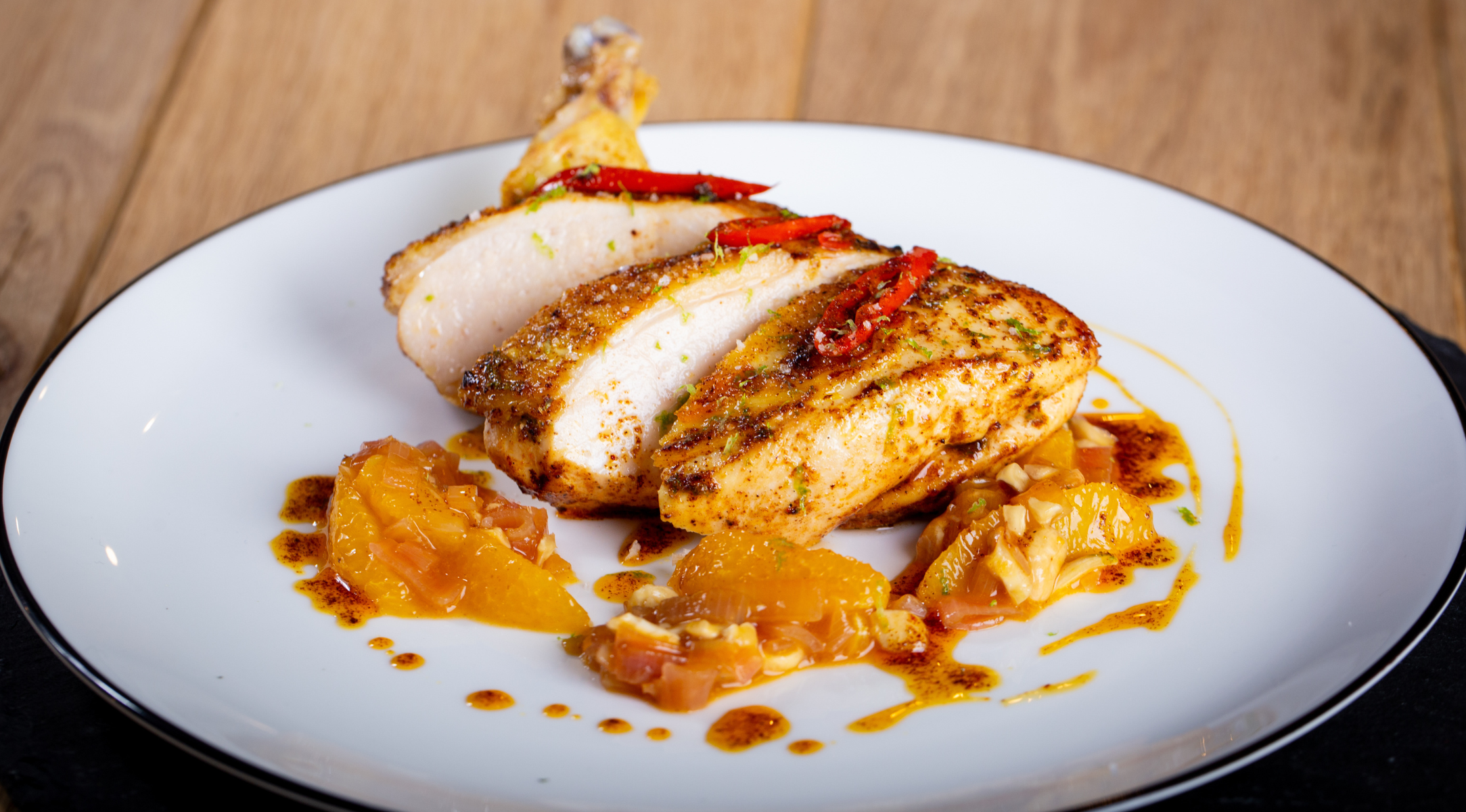 scharfes-huhn-mit-cashew-und-maracuja-chutney