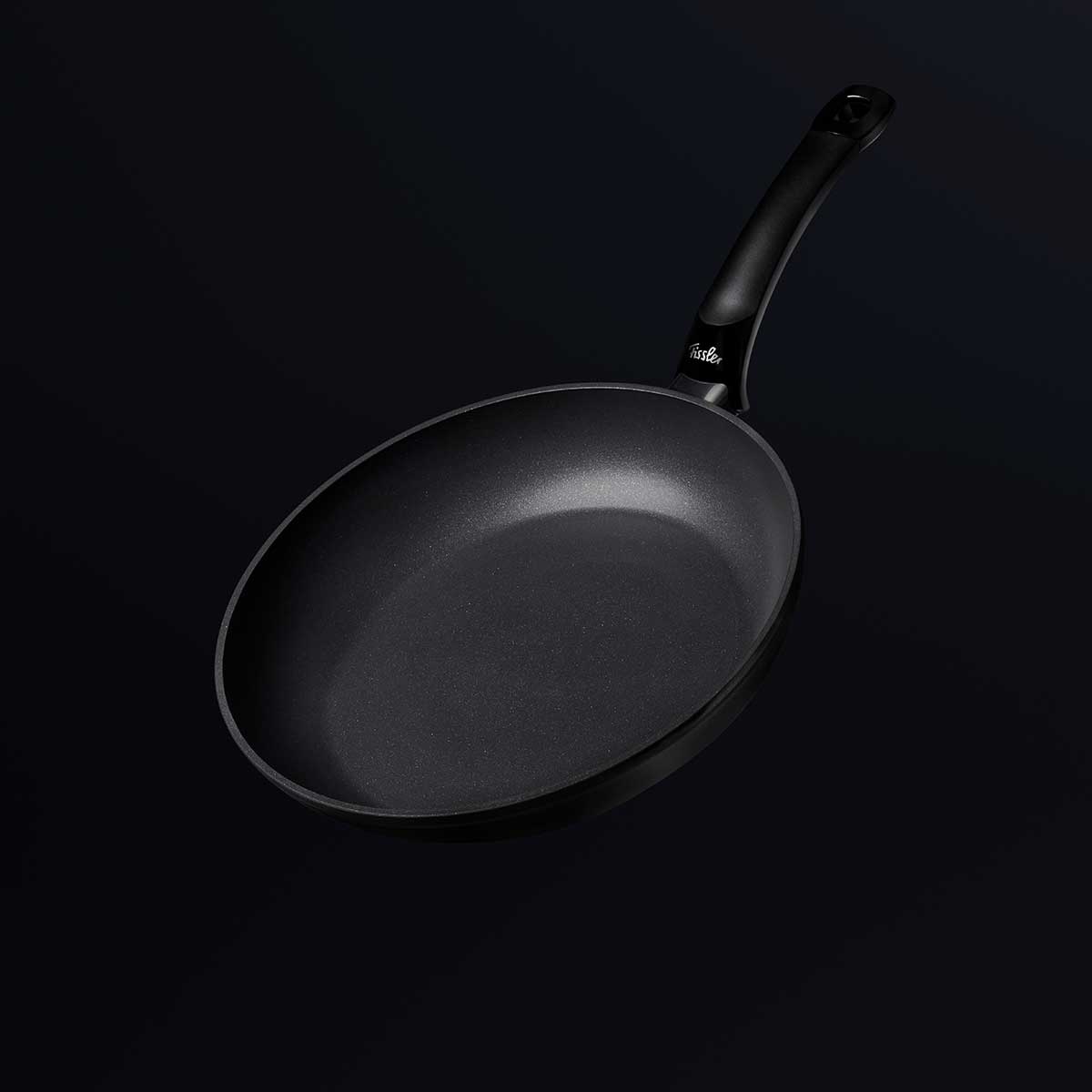 The Fissler Levital®+ Classic Frying Pan, made from recycled aluminium, features modern German design with a slim, curved handle.